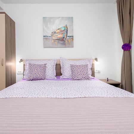 Апартаменти Lupo Gravosa Free Parking Дубровник Екстер'єр фото